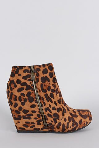 Bamboo Leopard Round Toe Wedged Booties