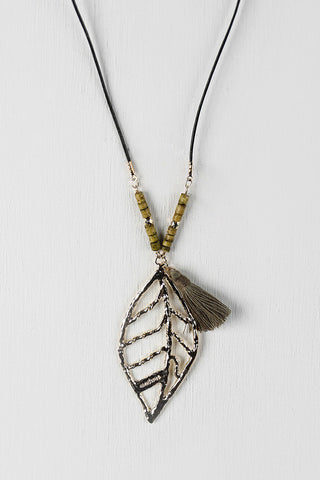 Cut Out Leaf Hammered Pendant Necklace